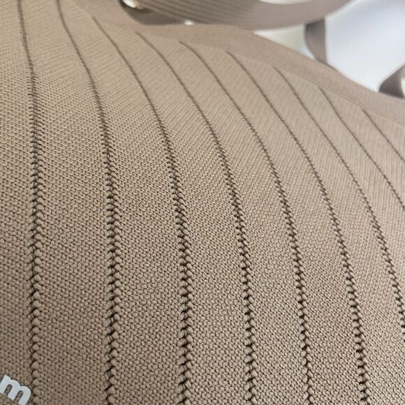 Elegant Brown Tote Bag - Picture 8 of 8